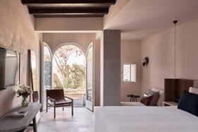 hg_IP_GR_Istoria_Hotel03_1080x720