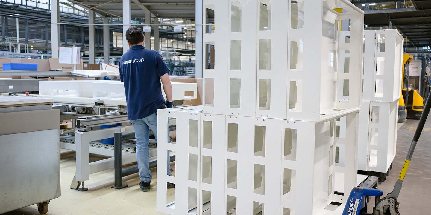 male employee at hager group production site_2