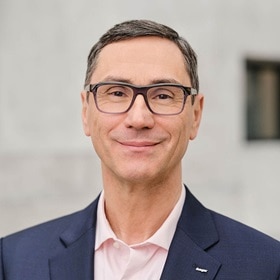 hg_f_houdebert_profile_2025_1024x1024