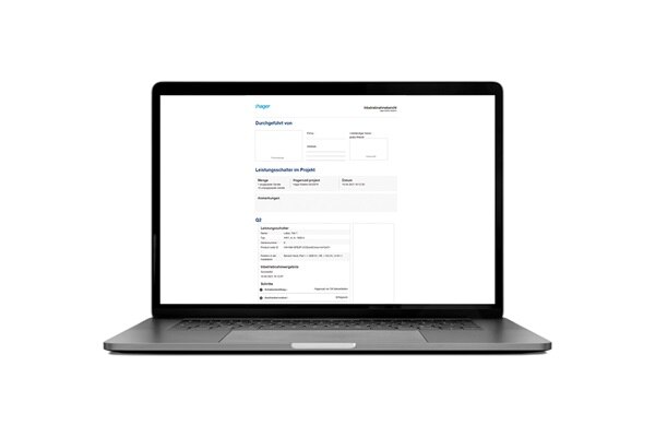 Ecran de notebook montrant le rapport de mise en service du logiciel Hager Power setup de Hager