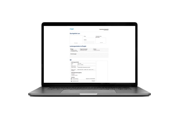 Ecran de notebook montrant le rapport de mise en service du logiciel Hager Power setup de Hager