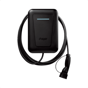 Vista frontale della colonnina di ricarica witty one con cavo e luce led blu accesa su sfondo bianco