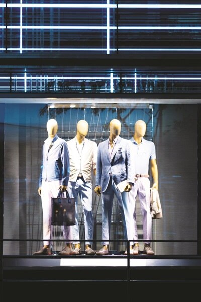 Interruttori orari digitali Hager Bocchiotti per ambienti commerciali