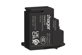 Contatti ausi­liari di tipo AX o AL o FS Hager su sfondo neutro