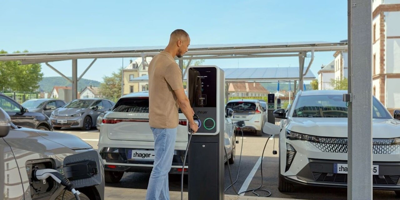 witty-park2-parking-ricarica-uwl