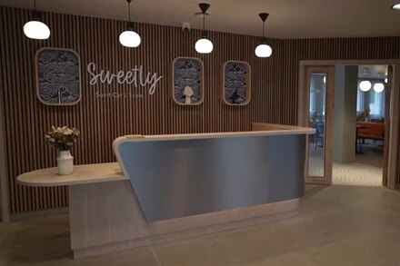 gallery-residence-archimede-78-reception-land