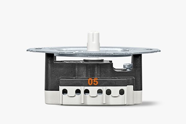 Vista laterale dell'inserto dell'interruttore rotativo Berker Serie 1930 con indicatore numero 05 in colore arancione