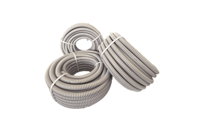 Immagine di tre matasse di guaine spiralate flessibili di colore grigio su sfondo neutro