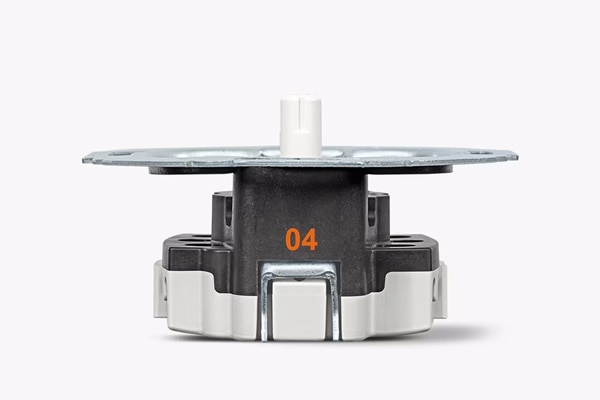 Vista laterale dell'inserto dell'interruttore rotativo Berker Serie 1930 con indicatore numero 04 in colore arancione