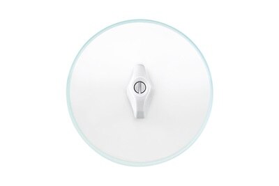 Vista frontale dell'interruttore della luce in vetro della serie Berker Glas con interruttore rotativo bianco e piastra di copertura in vetro rotonda