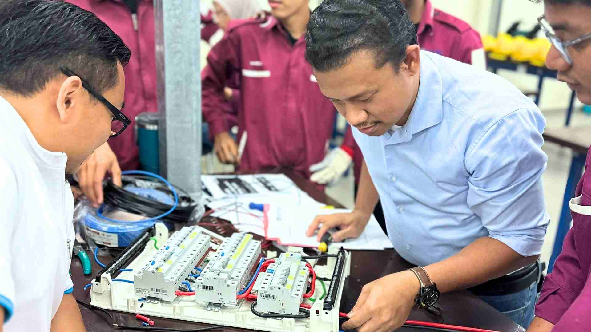 Inspiration  Knowledge  MY