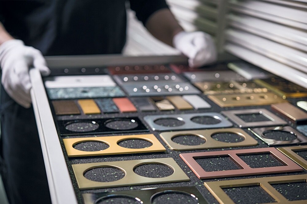 berker-design: schakelmateriaal Manufaktur