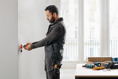 hager-lifestyle-pic-007-double-switch-german-hollow-wall-box-1080x720px-DMCX-en-12-2025