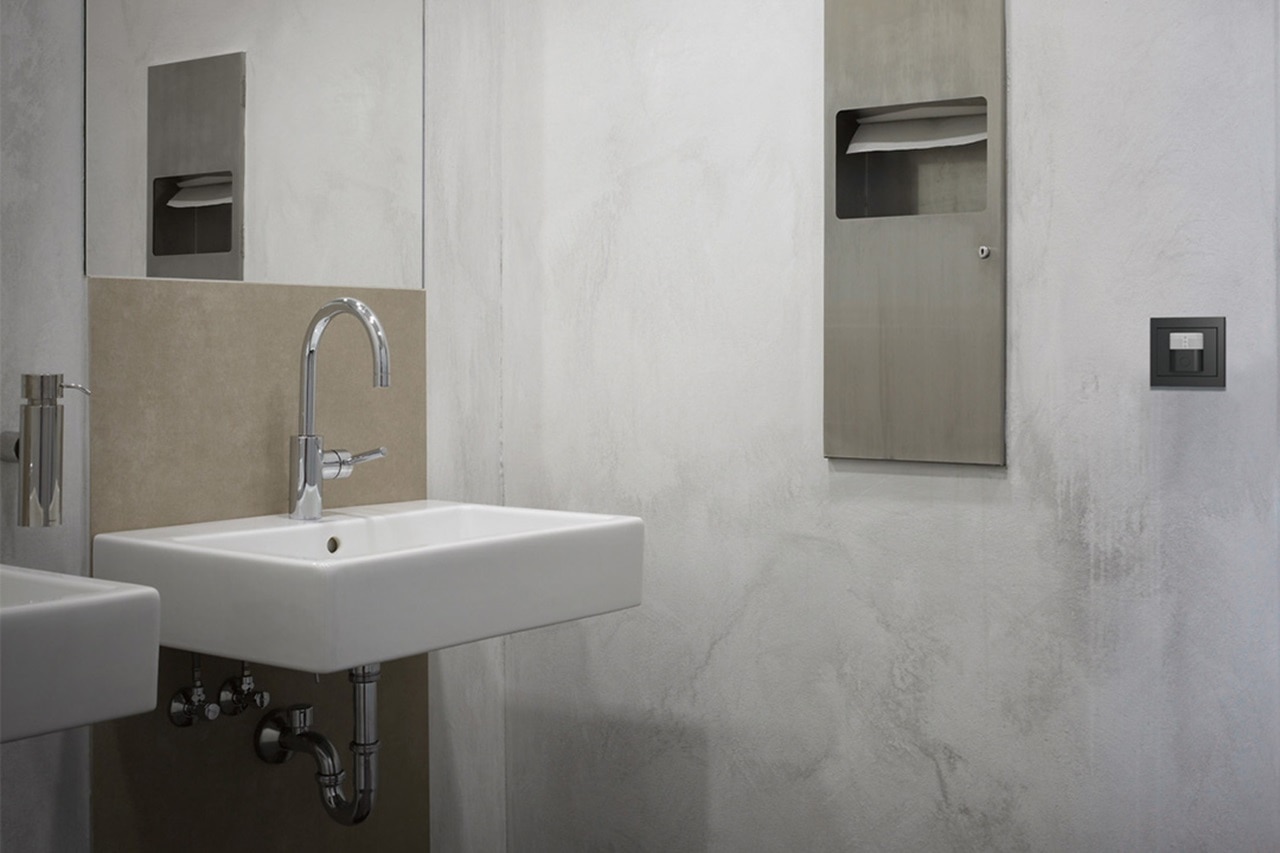 Osprzęt Berker K.1 antracyt mat w łazience