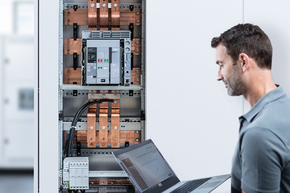 0104_univers-N_www_1080x720