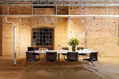 Rozwiązania tehalit Hager w nowoczesnym biurze