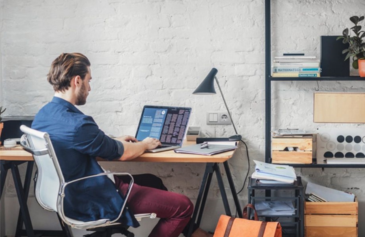 aranżacja biura z serią lumina intense