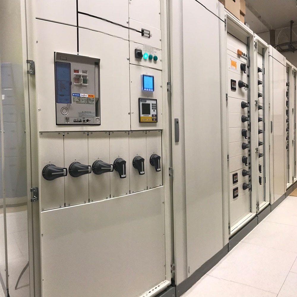 Lågspänningsställverk Hager Quadro