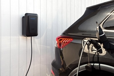 Laddbox witty plus, i villa, laddar bil