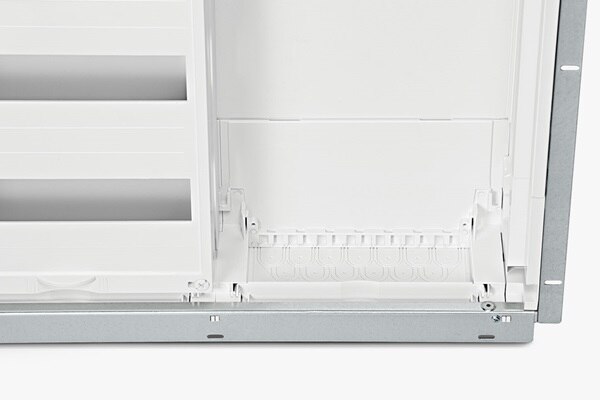 Detailansicht Leitungsführung im Feldverteiler Unterputz von Hager