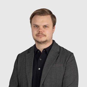 hampus_eriksson_1024x1024_sqr_low_grey