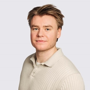 Tobias-Flygh-squ-grey