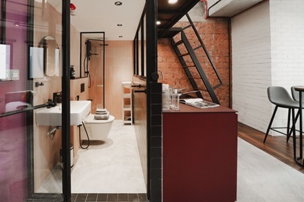 Clove Geylang - Bathroom